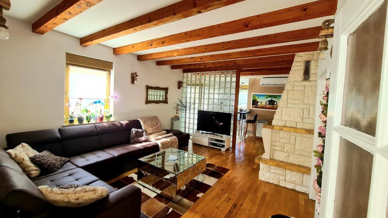 Villa Sunshine Póla Kültér fotó